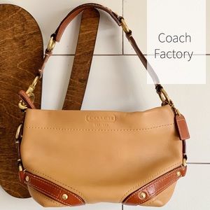 Coach Factory Small Hobo Handbag Tan Leather •